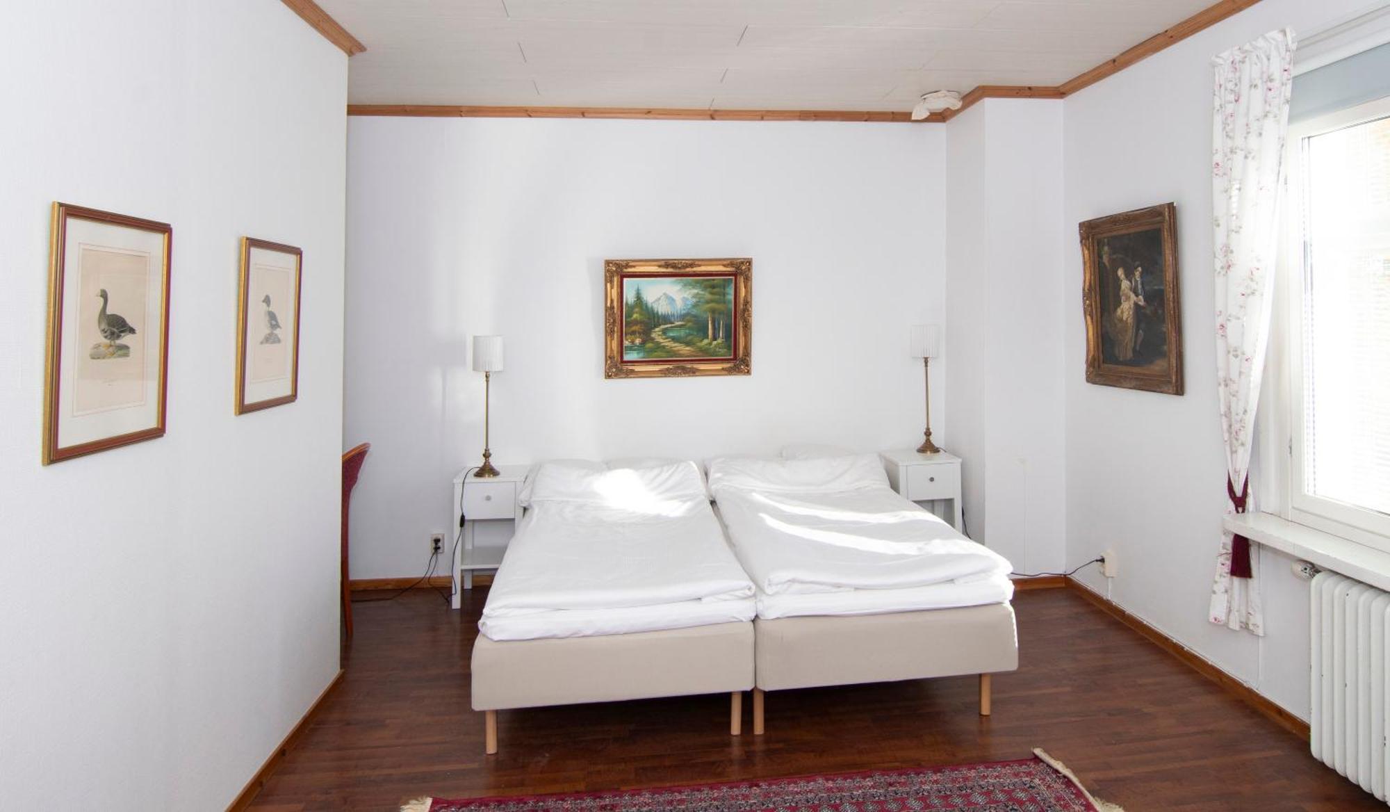 Hotell Krey Карлскуґа Екстер'єр фото